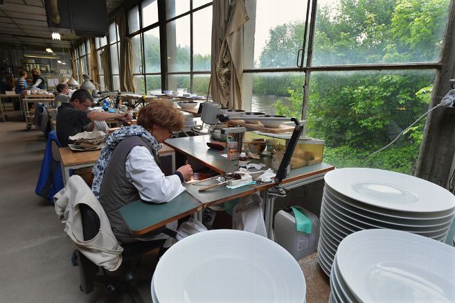 l-entreprise-de-porcelaine-coquet-un-an-apres-l-incendie-d-a_3769962