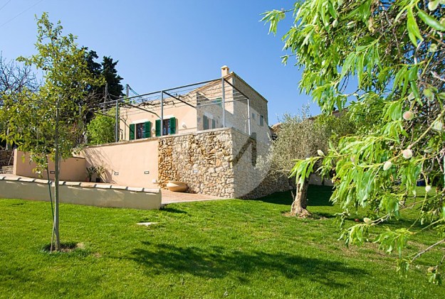 xxlarge_BHIAAP2051_58646_V1_BFDF